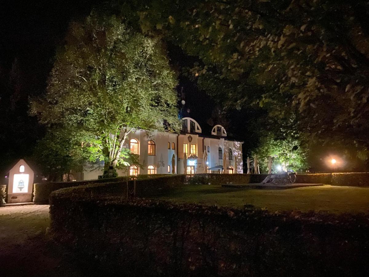 Nová Bystřice Lesni Hotel Perslak מראה חיצוני תמונה